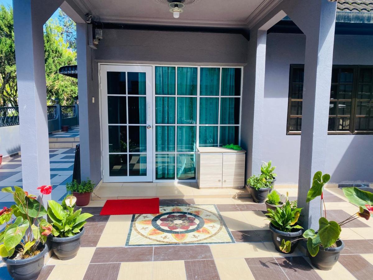 Hotel 100 Oastel Coliving Tanah Rata Exterior foto